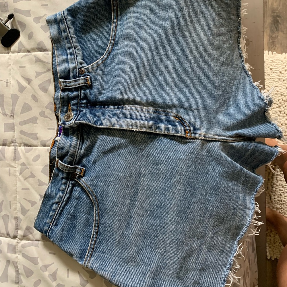 Cut off shorts